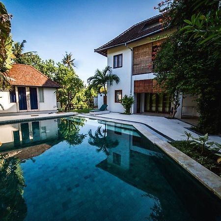 Villa Elang Canggu Exteriör bild